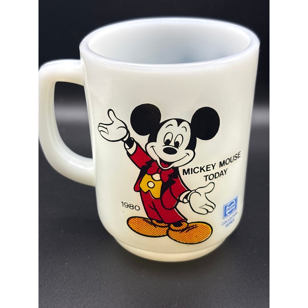 1980 Pepsi Collector Series Anchor Hocking Mickey Mouse Today Milk Glass Mug
